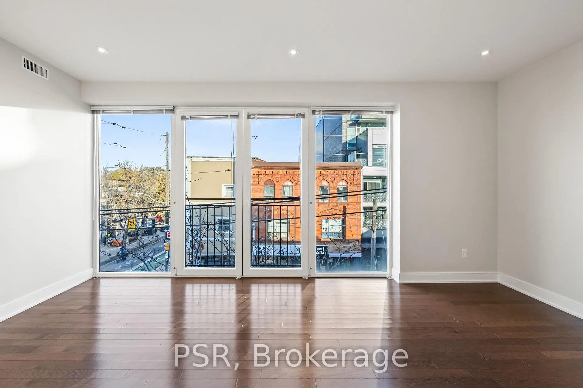 Photo 13 of Unit 4, 114 Ossington Avenue, Toronto, Trinity-Bellwoods — HOMEH