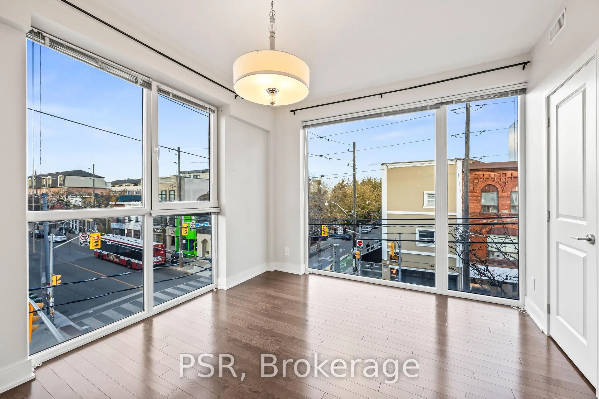 Photo 18 of Unit 4, 114 Ossington Avenue, Toronto, Trinity-Bellwoods — HOMEH