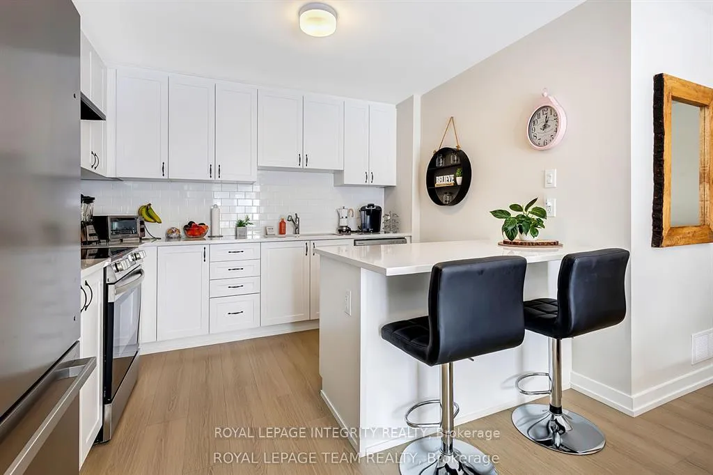 Photo 4 of 241 David Lewis Private, Ottawa, Avalon West — HOMEH