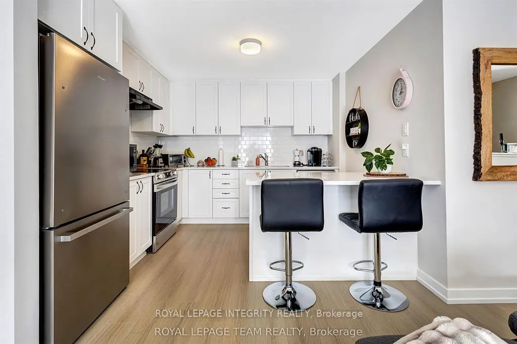 Photo 5 of 241 David Lewis Private, Ottawa, Avalon West — HOMEH