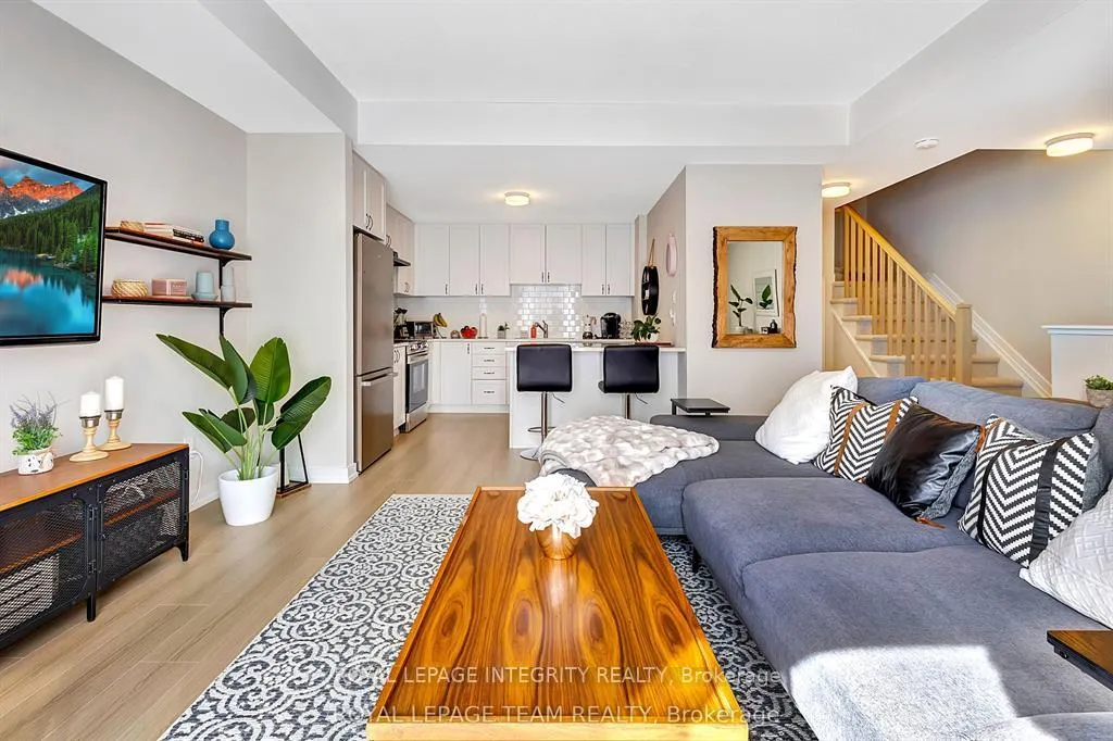Photo 9 of 241 David Lewis Private, Ottawa, Avalon West — HOMEH