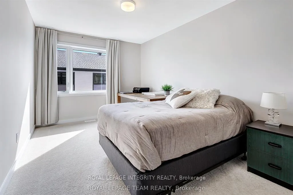 Photo 16 of 241 David Lewis Private, Ottawa, Avalon West — HOMEH