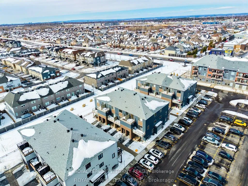 Photo 24 of 241 David Lewis Private, Ottawa, Avalon West — HOMEH
