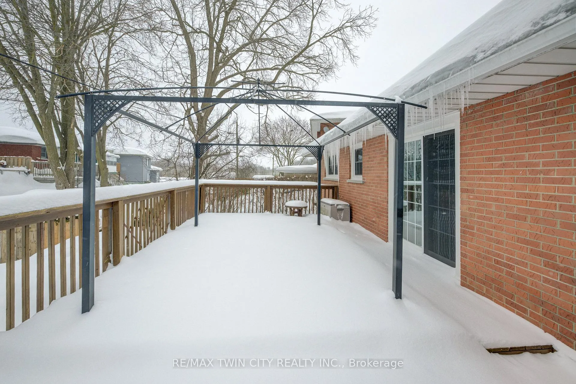 Photo 25 of 98 Clive Road, Kitchener — HOMEH