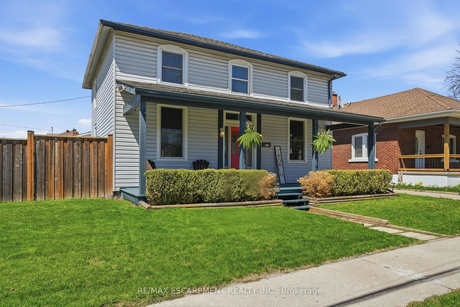 Photo 1 of 73 Sherwood Drive, Brantford — HOMEH