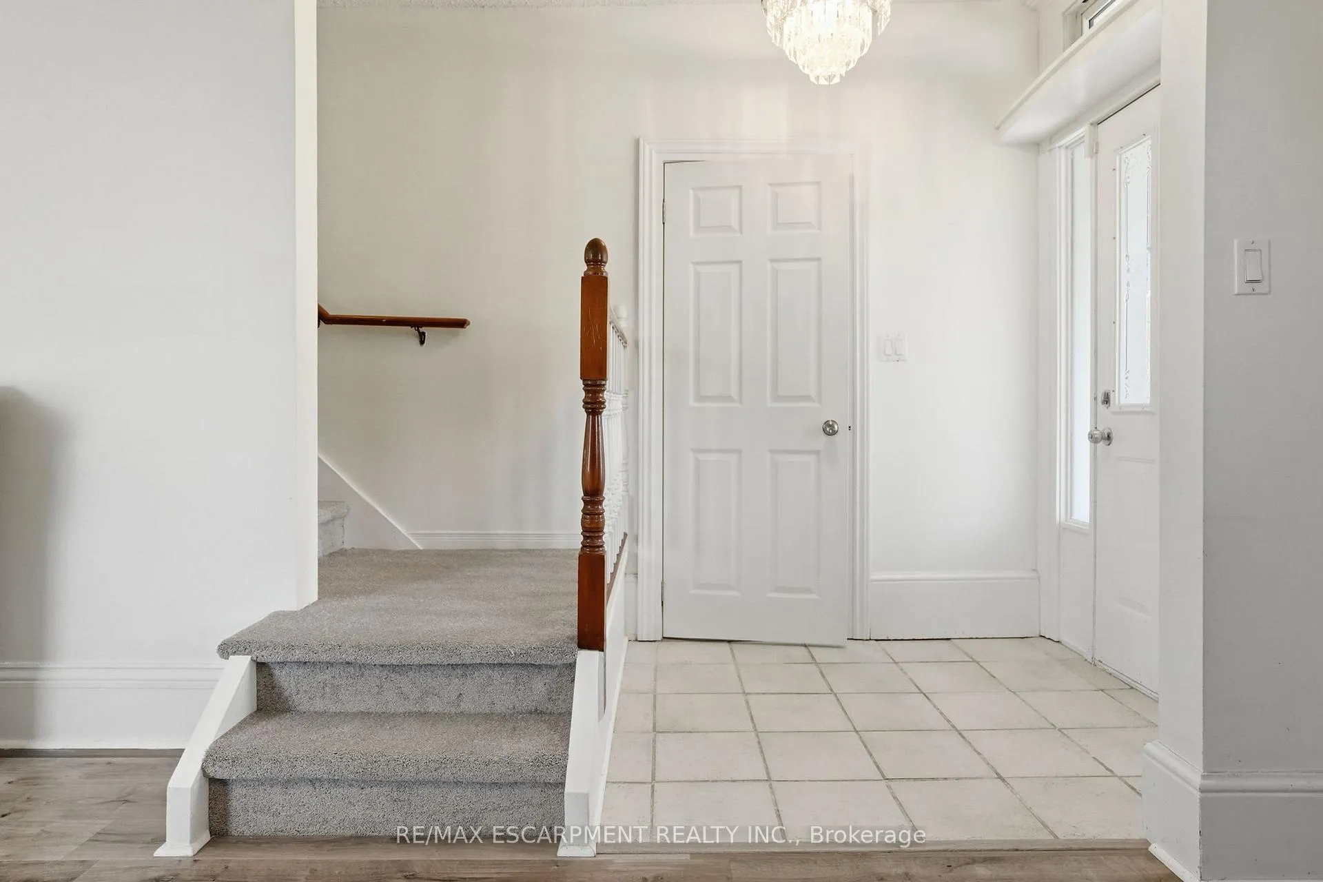 Photo 22 of 73 Sherwood Drive, Brantford — HOMEH