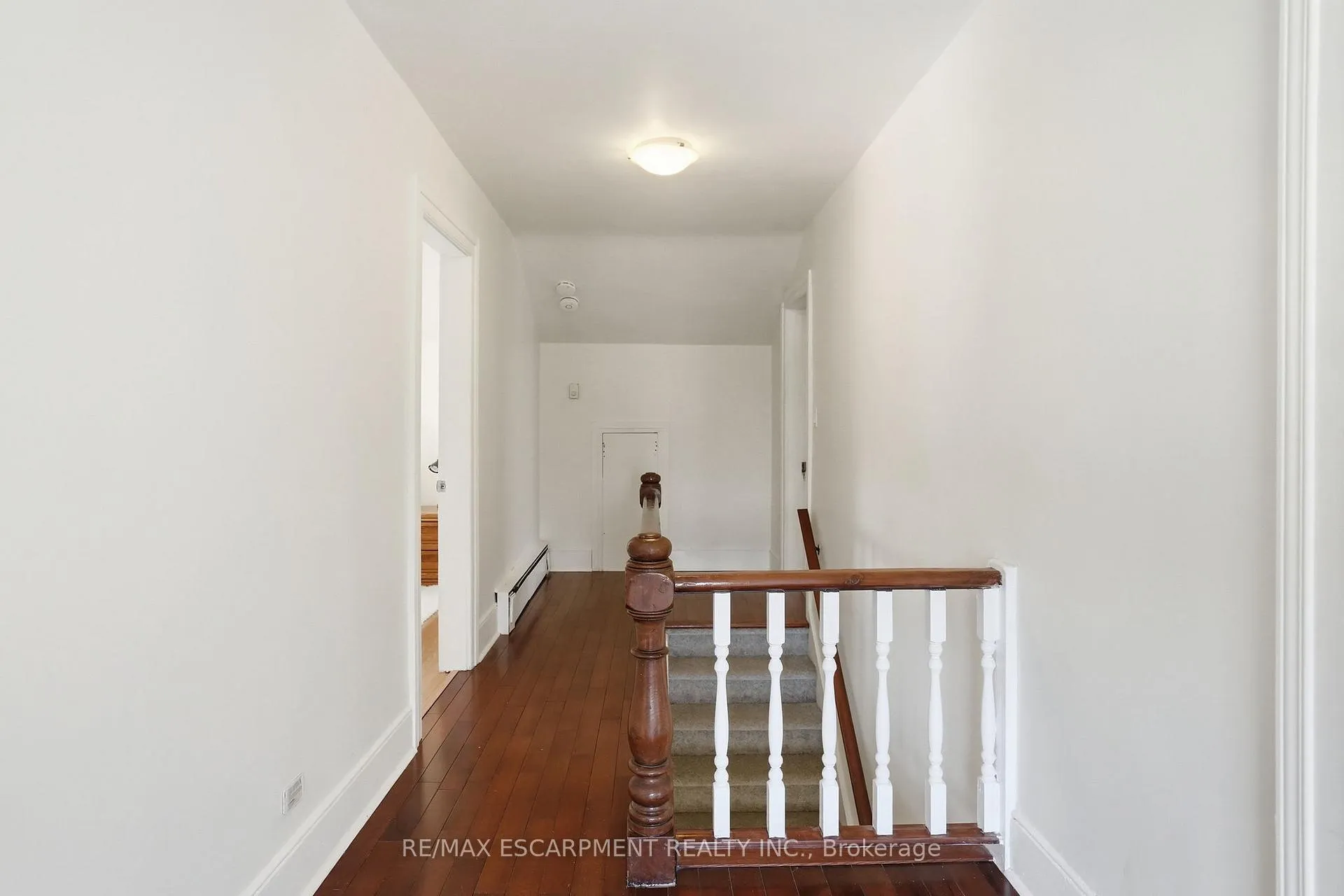 Photo 31 of 73 Sherwood Drive, Brantford — HOMEH