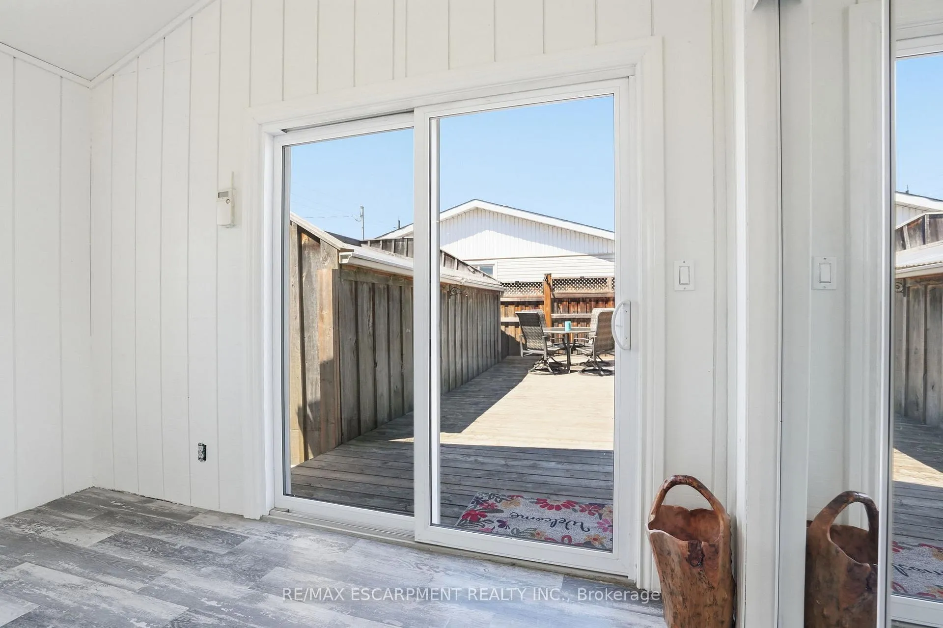 Photo 36 of 73 Sherwood Drive, Brantford — HOMEH