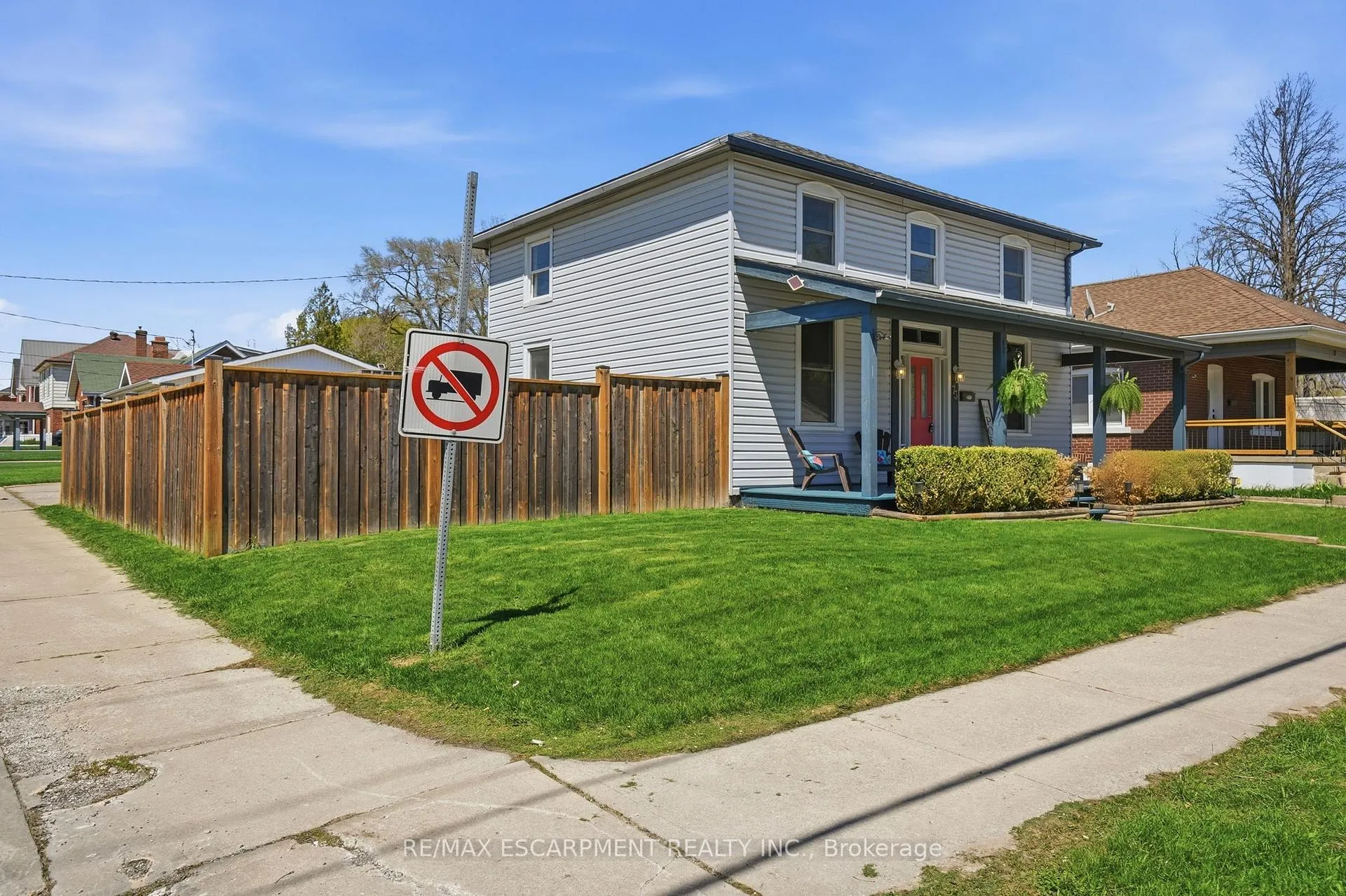 Photo 47 of 73 Sherwood Drive, Brantford — HOMEH