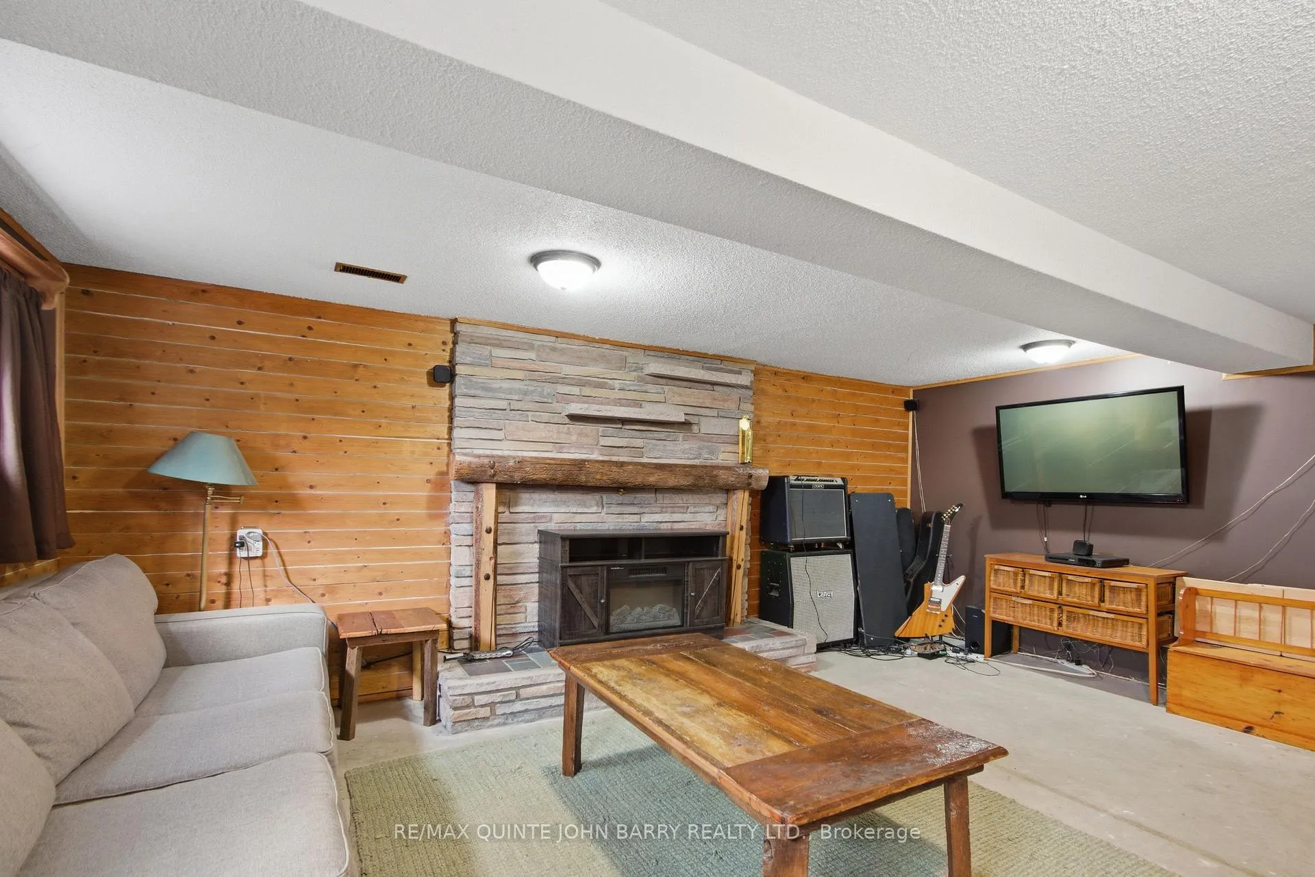 Photo 21 of 531 Lester Road, Quinte West, Sidney Ward — HOMEH