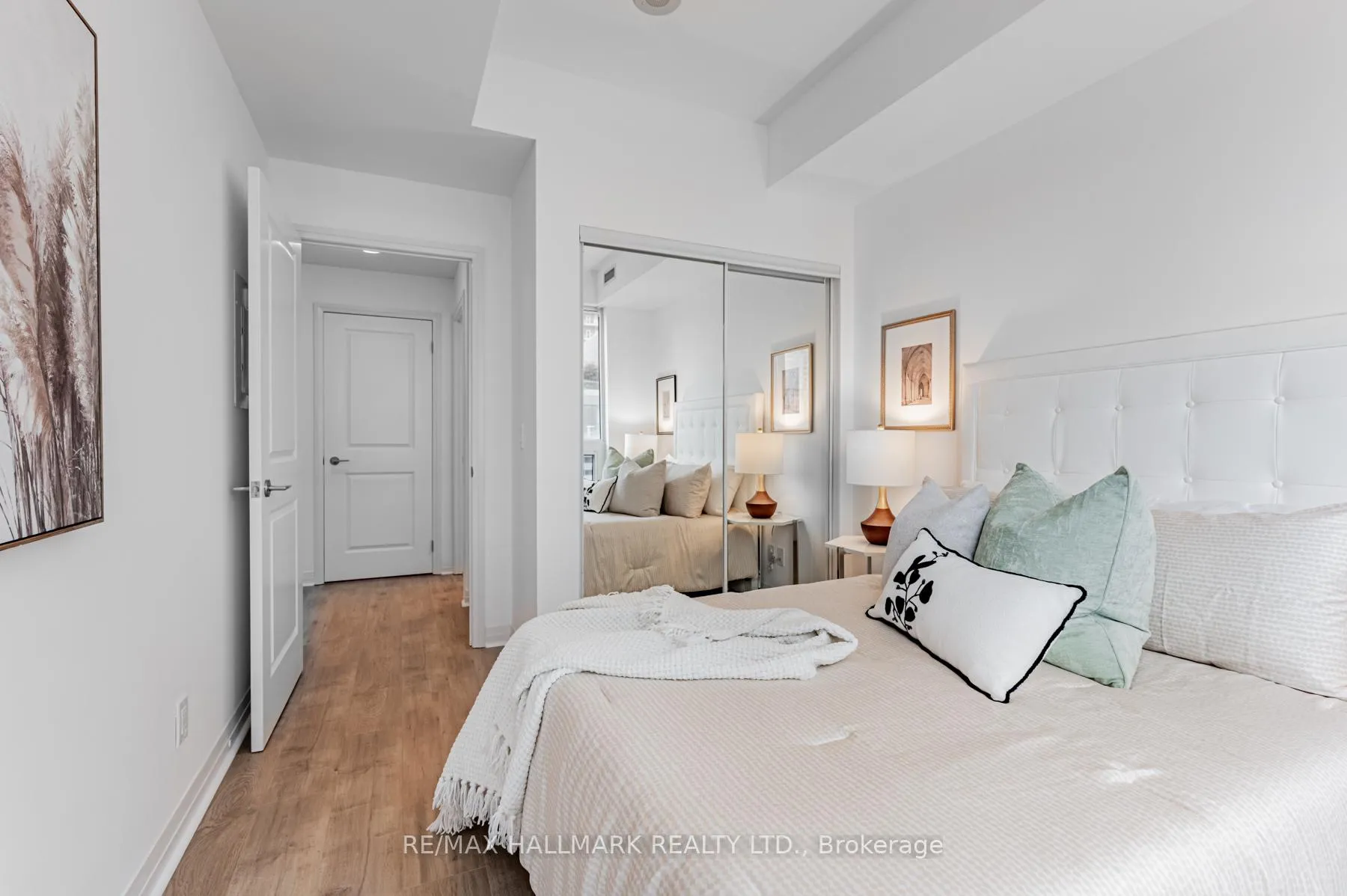 Photo 20 of Unit 901, 8 Mercer Street, Toronto, Waterfront Communities — HOMEH