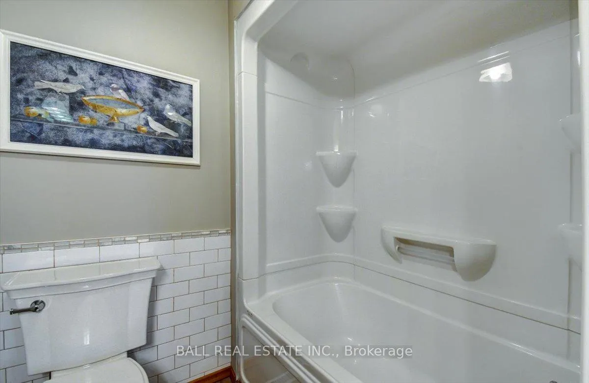 Photo 11 of 27435 Highway 28, Bancroft, Bancroft Ward — HOMEH