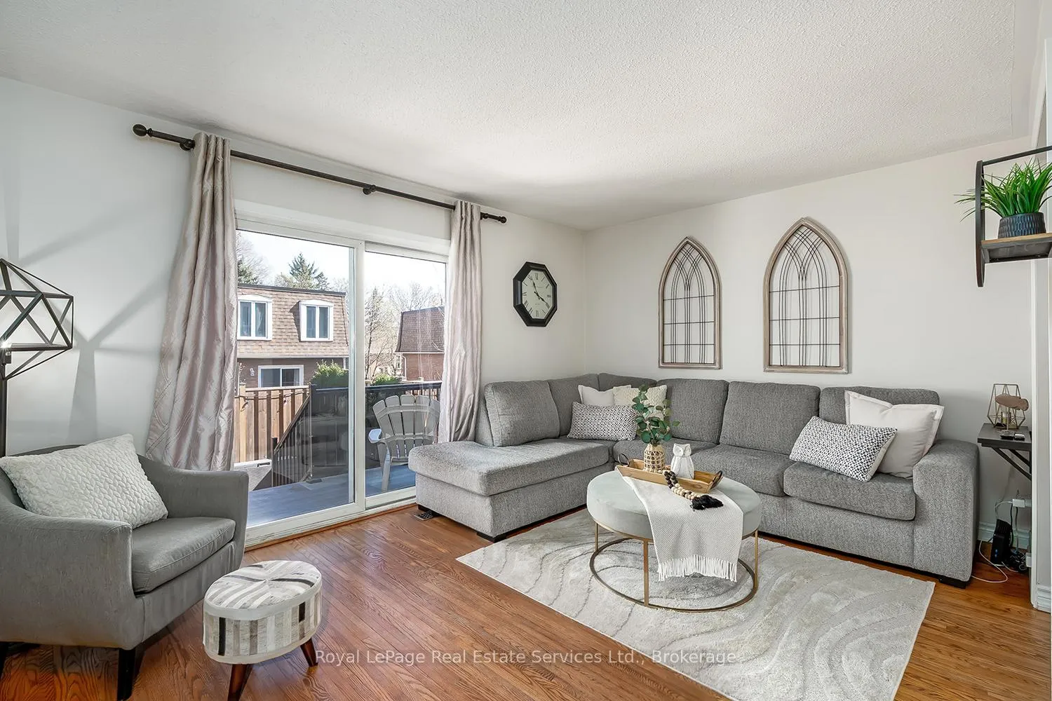 Photo 2 of 1573 Westminster Place, Burlington, Mountainside — HOMEH