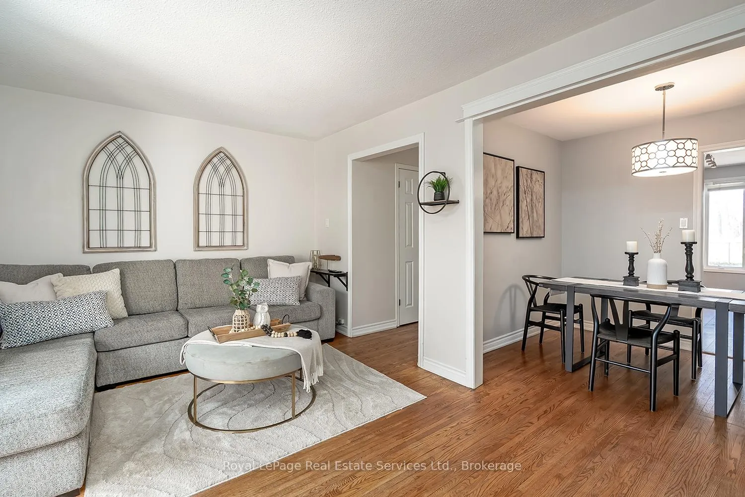 Photo 5 of 1573 Westminster Place, Burlington, Mountainside — HOMEH