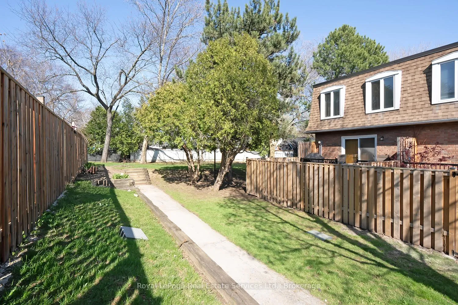 Photo 29 of 1573 Westminster Place, Burlington, Mountainside — HOMEH