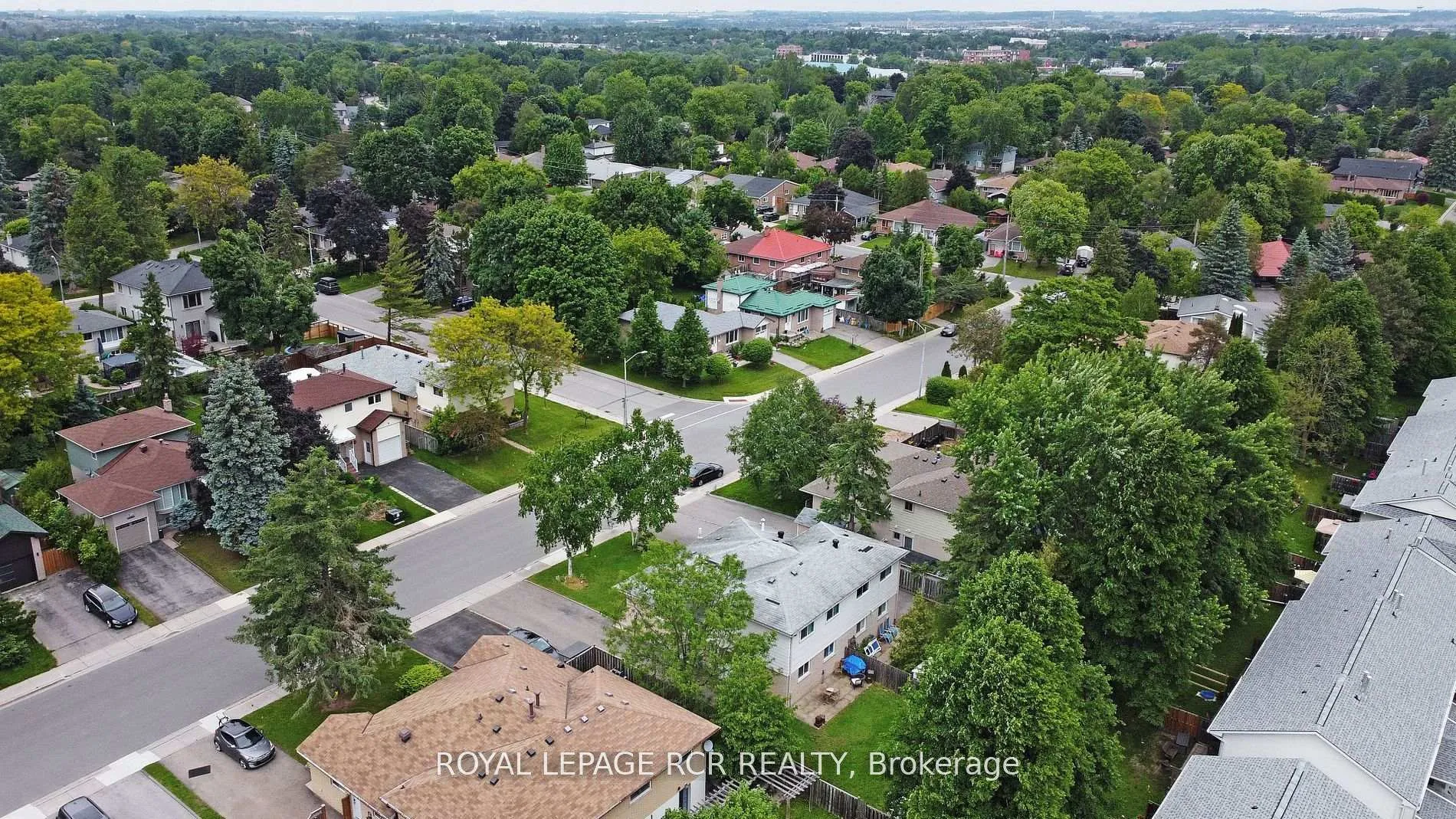 Photo 15 of 13 McDonald Drive, Aurora, Aurora Heights — HOMEH