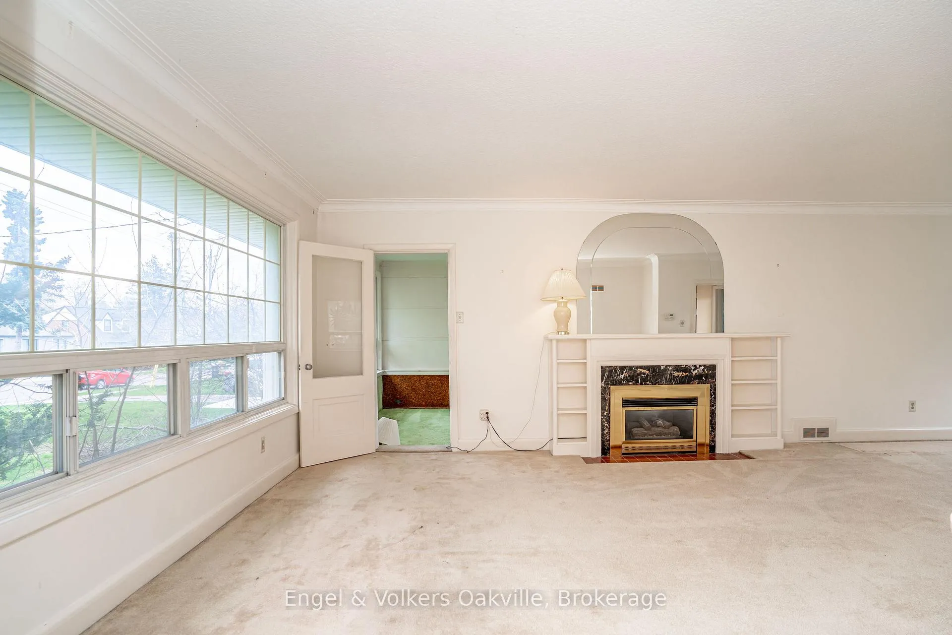 Photo 8 of 98 Prince Edward Drive S, Etobicoke, Stonegate-Queensway — HOMEH