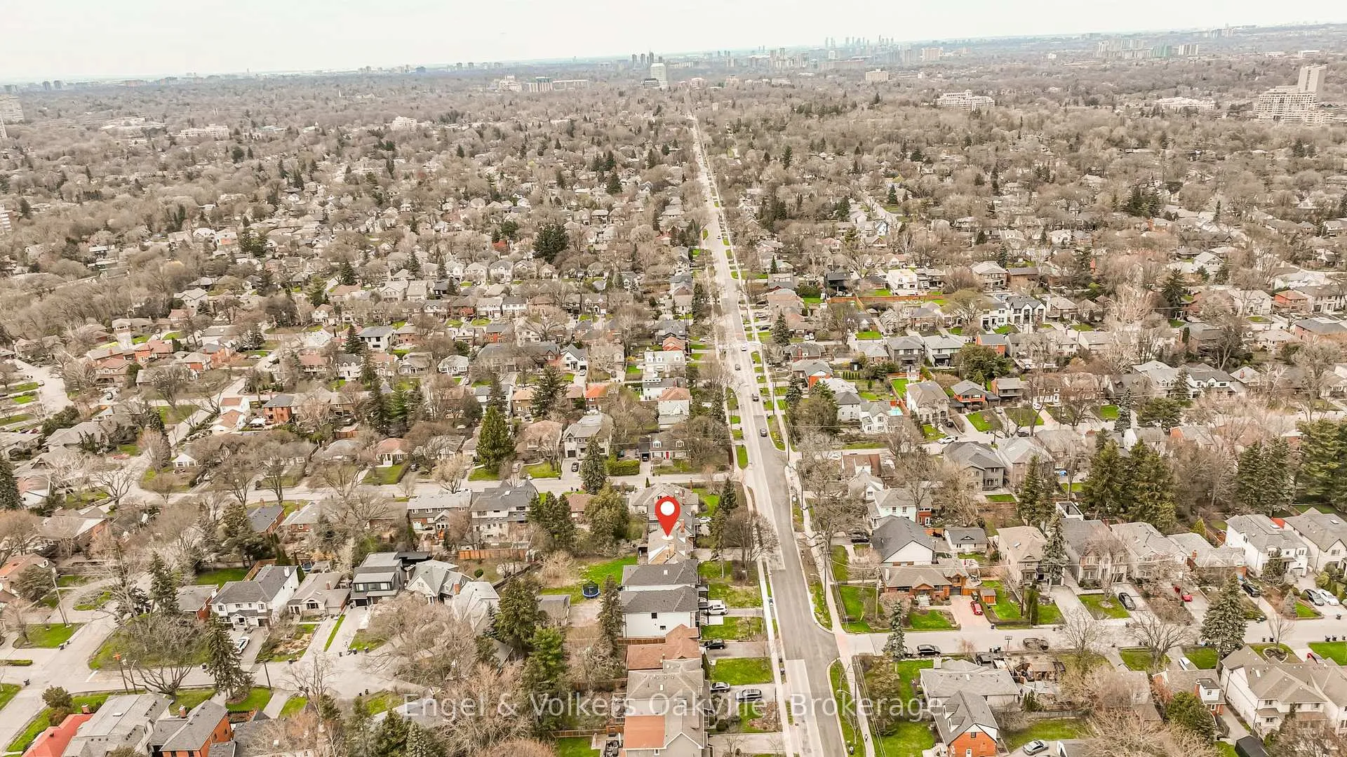 Photo 45 of 98 Prince Edward Drive S, Etobicoke, Stonegate-Queensway — HOMEH
