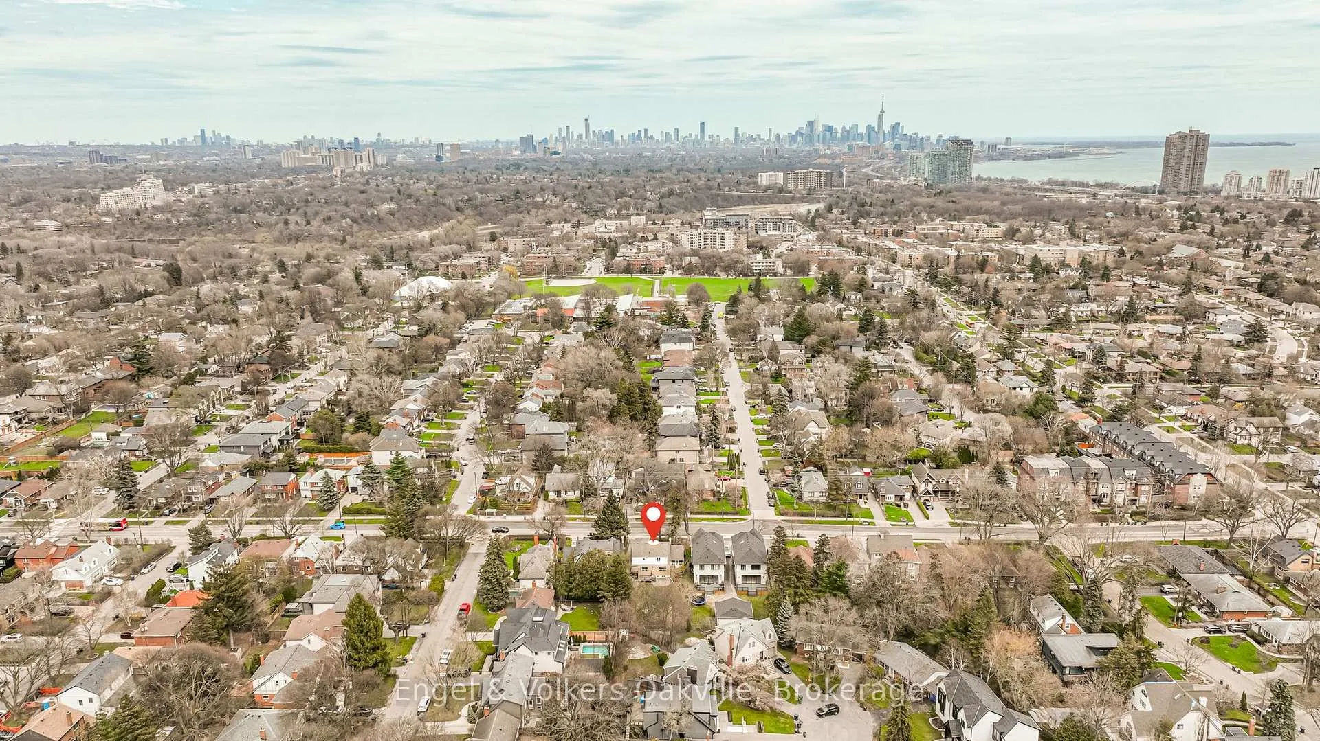 Photo 46 of 98 Prince Edward Drive S, Etobicoke, Stonegate-Queensway — HOMEH