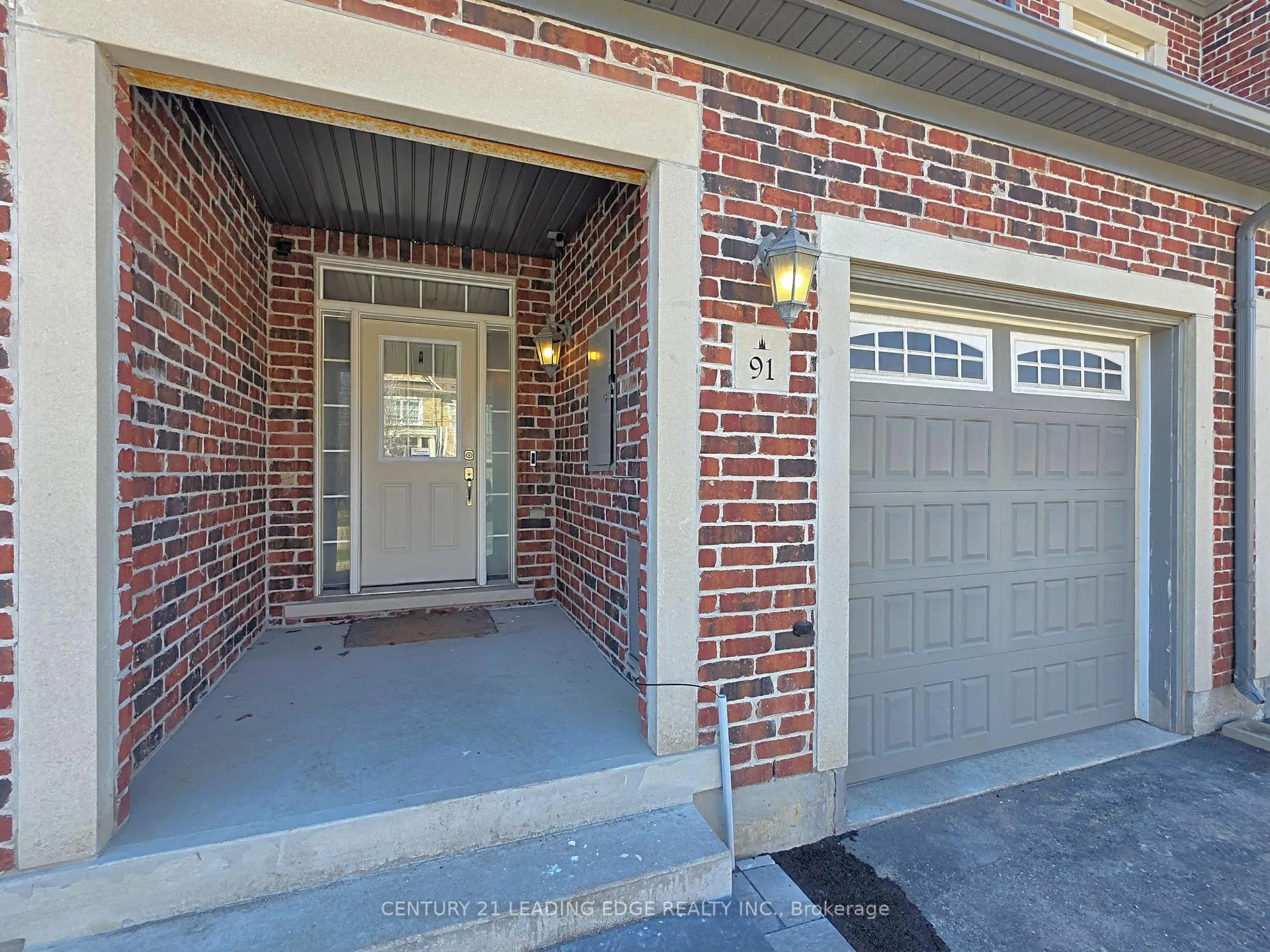 Photo 2 of 91 Staglin Court, Markham, Cathedraltown — HOMEH