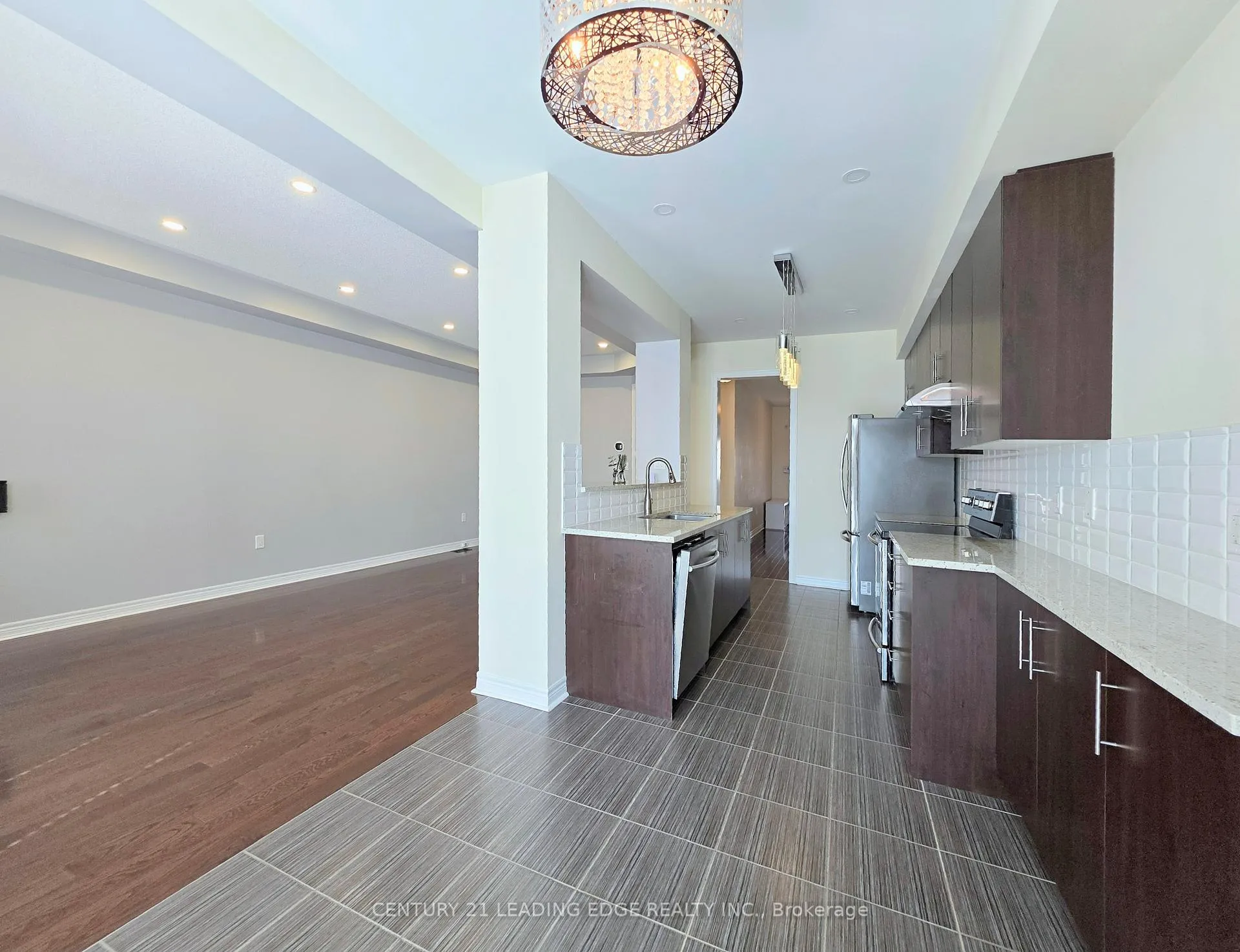 Photo 14 of 91 Staglin Court, Markham, Cathedraltown — HOMEH