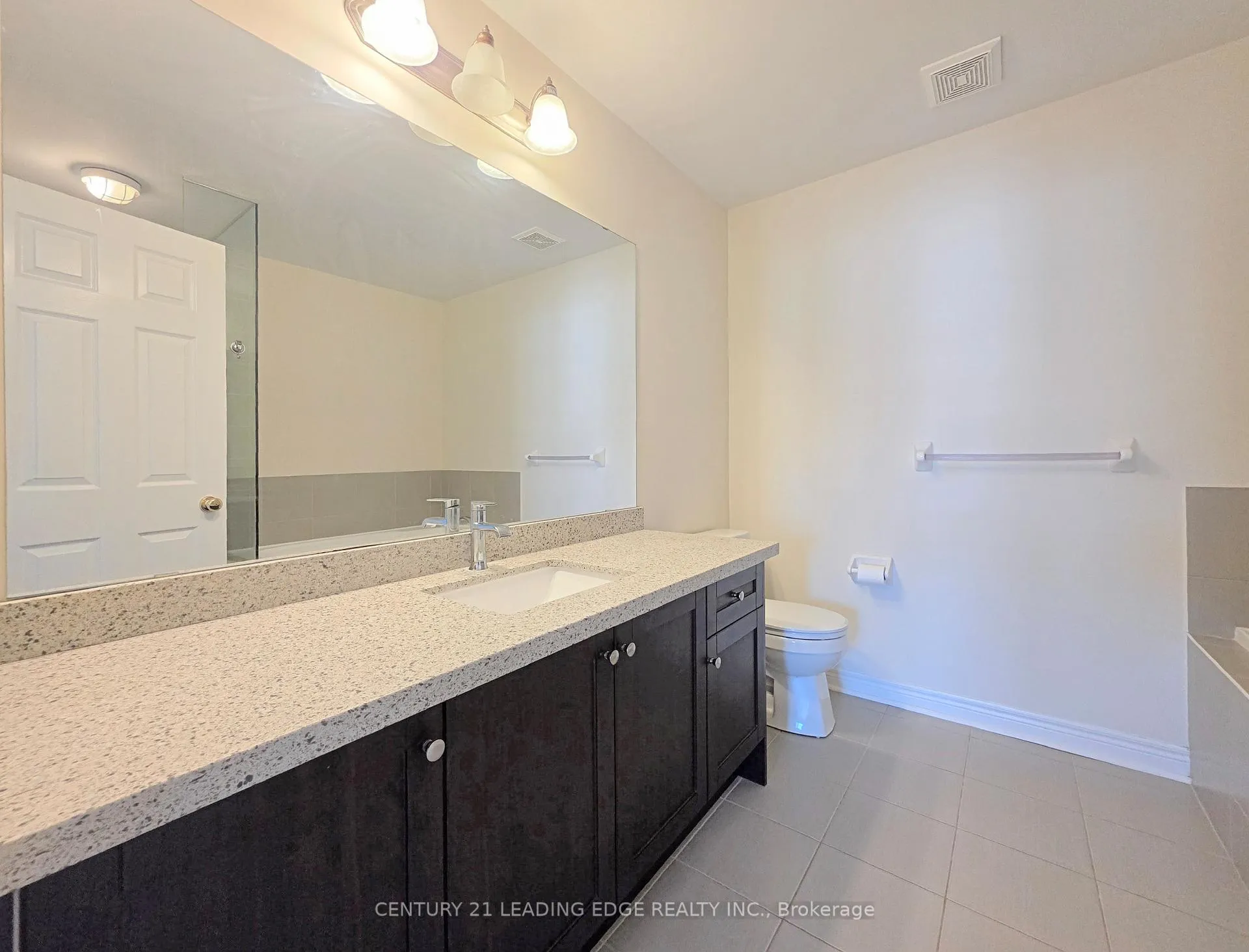 Photo 18 of 91 Staglin Court, Markham, Cathedraltown — HOMEH