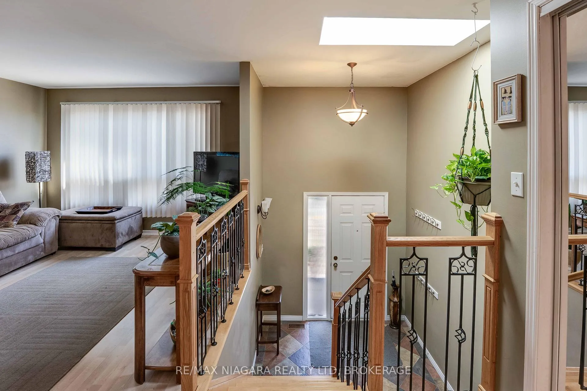 Photo 13 of 26 Ravine Road, St. Catharines, Oakdale — HOMEH