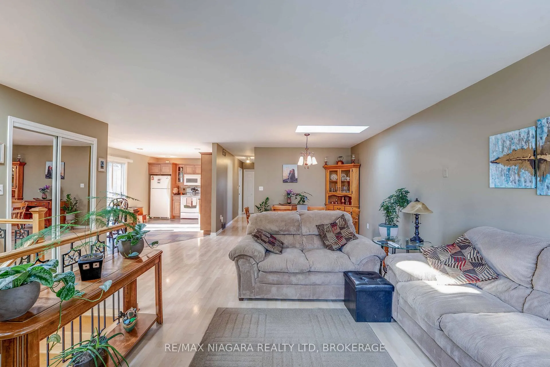Photo 26 of 26 Ravine Road, St. Catharines, Oakdale — HOMEH