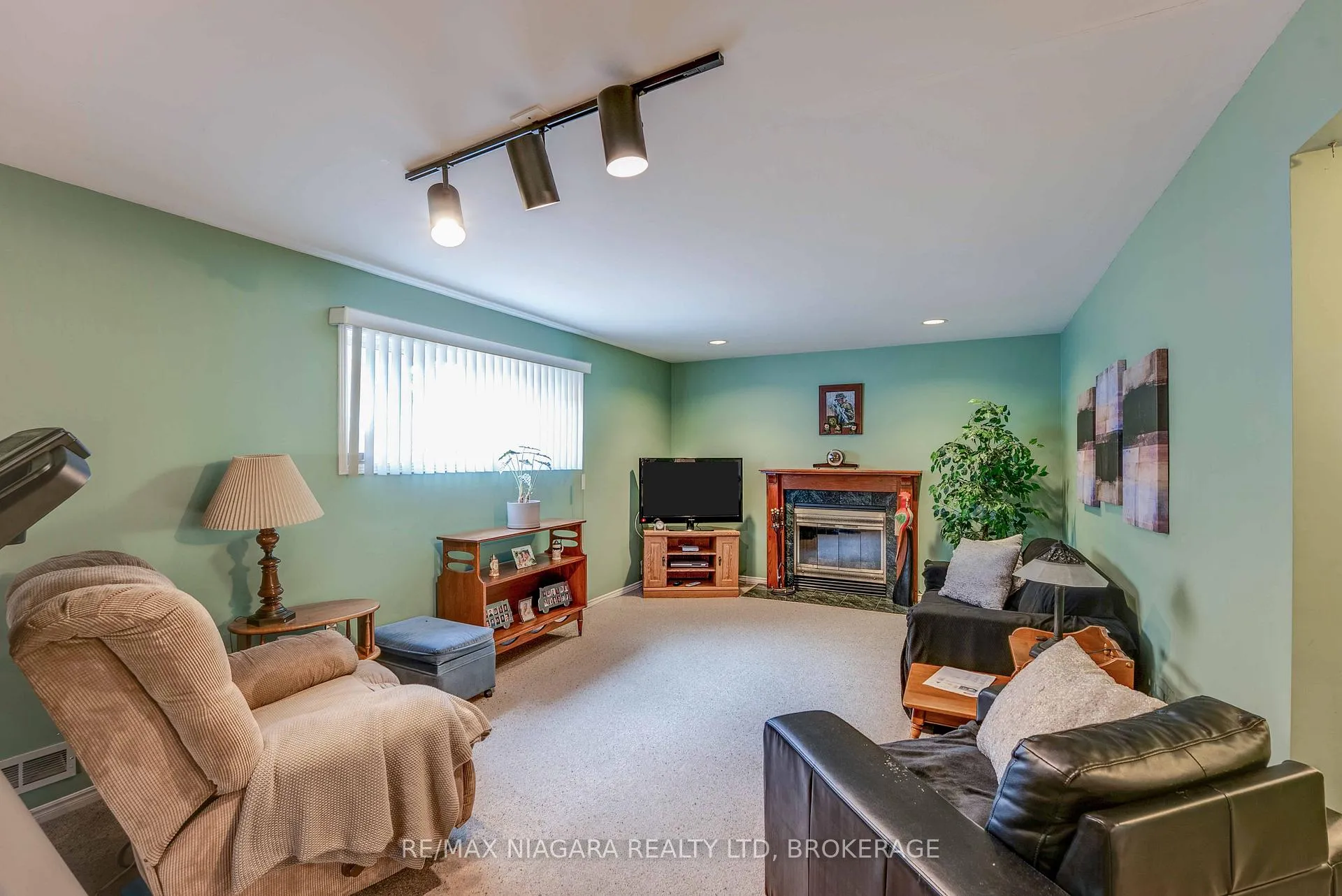 Photo 37 of 26 Ravine Road, St. Catharines, Oakdale — HOMEH