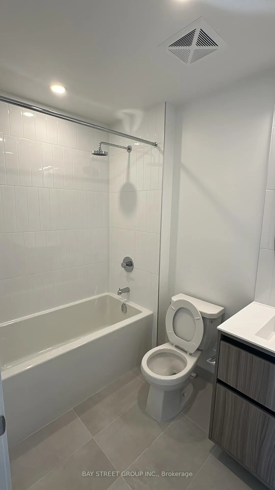Photo 5 of Unit 2111, 7950 Bathurst Street, Vaughan, Beverley Glen — HOMEH