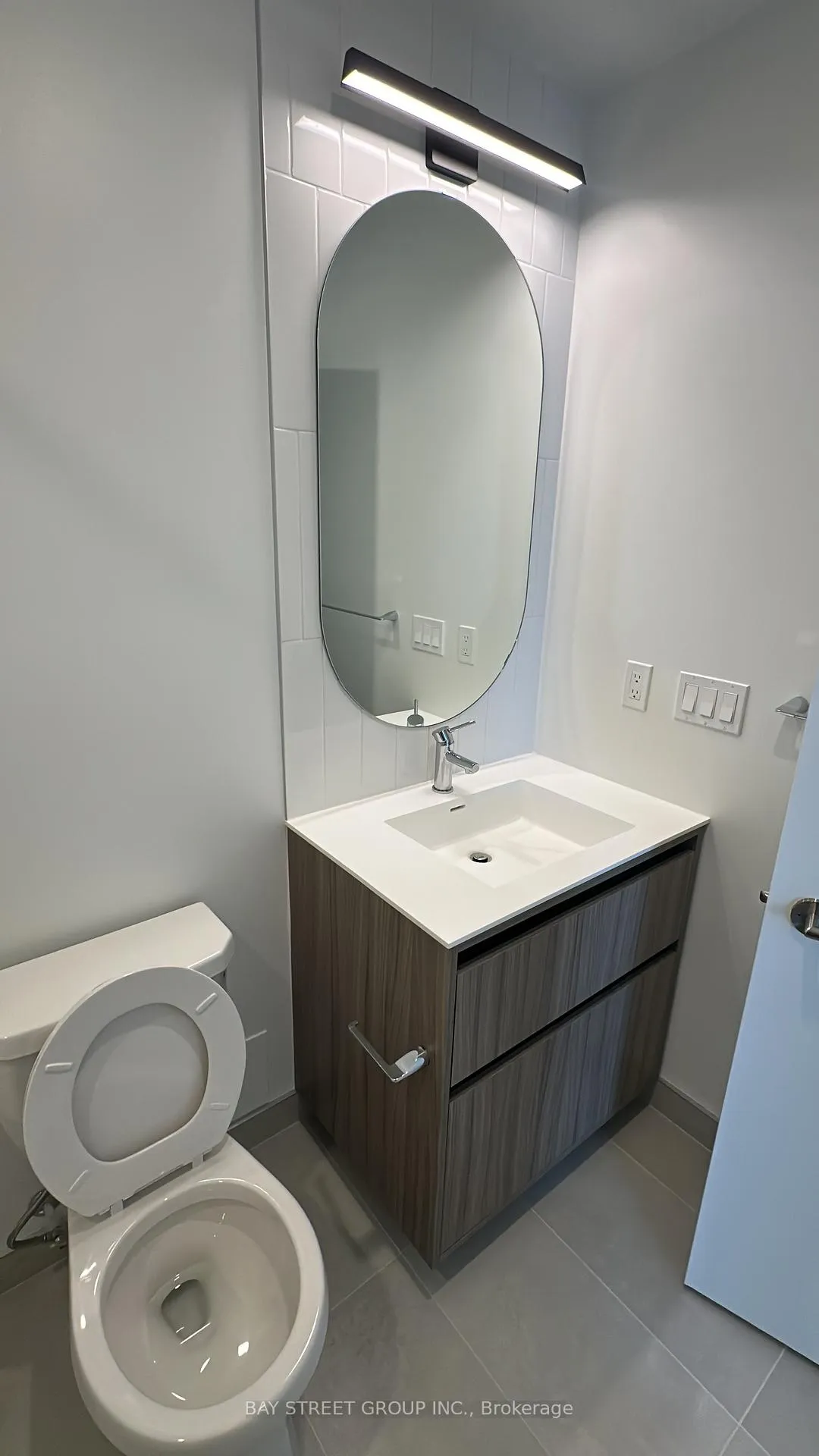 Photo 6 of Unit 2111, 7950 Bathurst Street, Vaughan, Beverley Glen — HOMEH