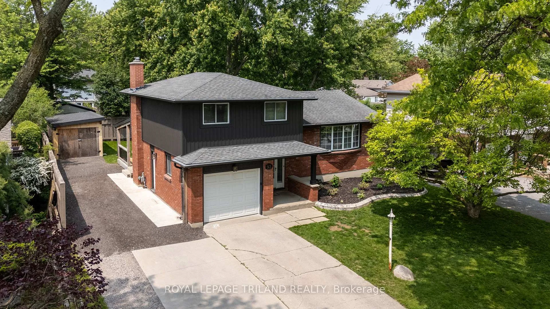 Photo 1 of 93 St Lawrence Boulevard, London, South O — HOMEH