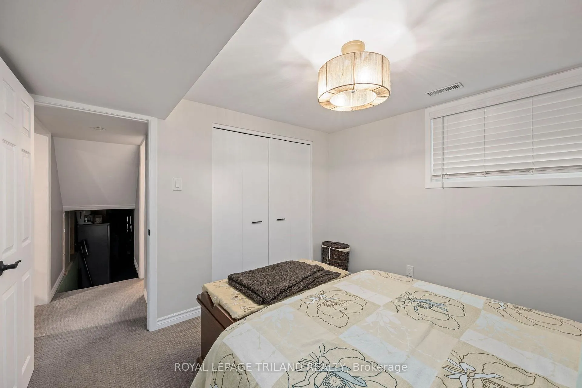 Photo 22 of 93 St Lawrence Boulevard, London, South O — HOMEH