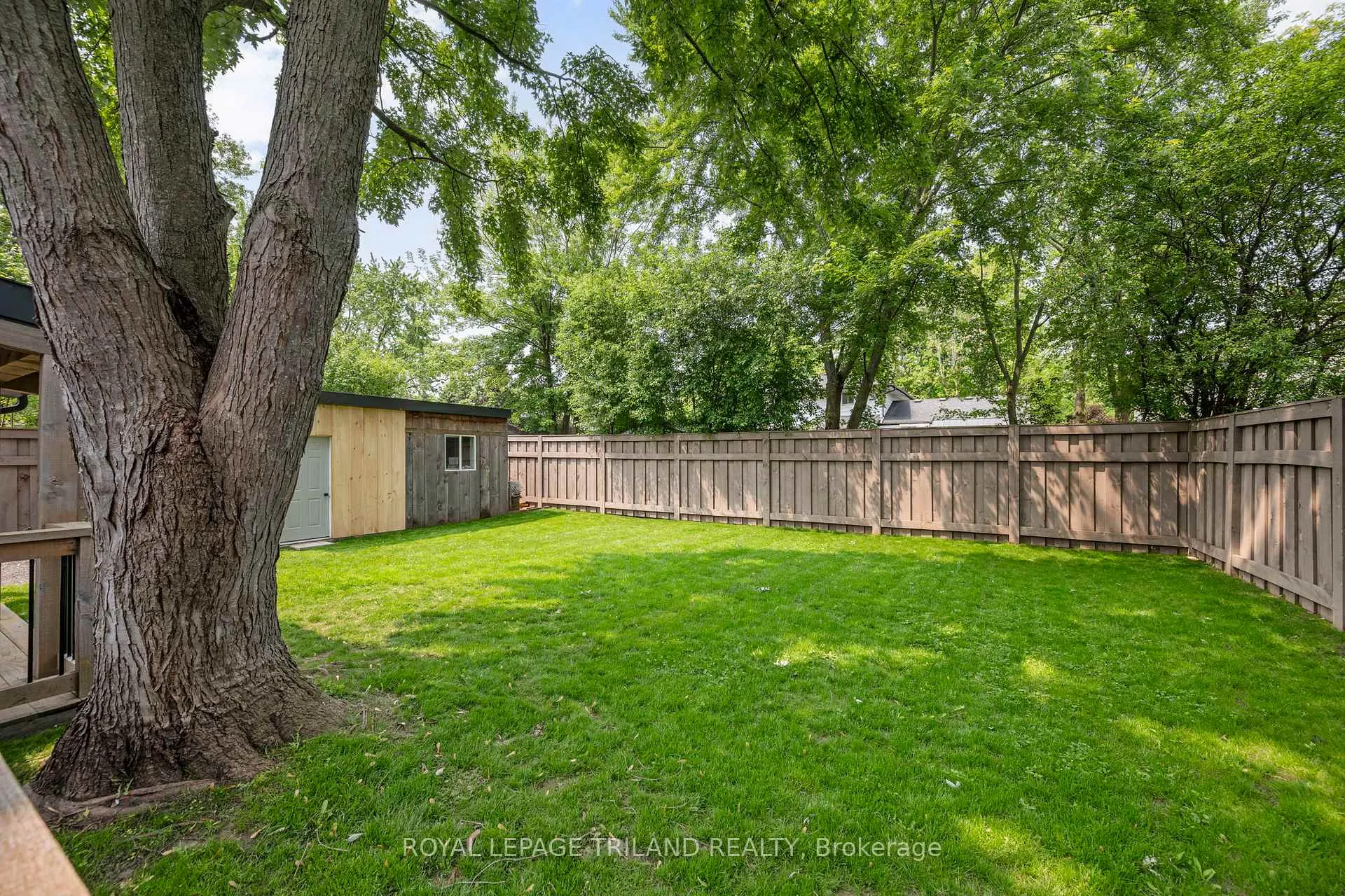Photo 27 of 93 St Lawrence Boulevard, London, South O — HOMEH