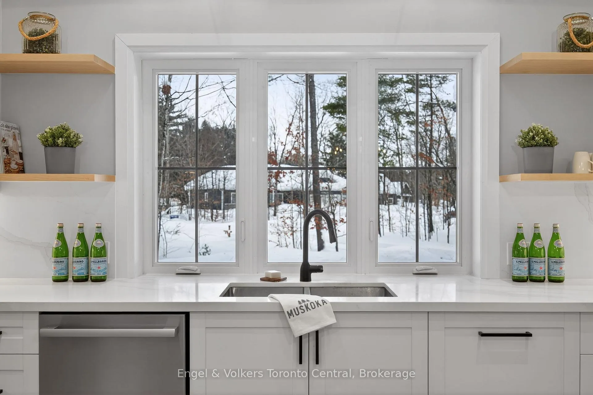 Photo 19 of 1107 Xavier Street, Gravenhurst, Morrison — HOMEH