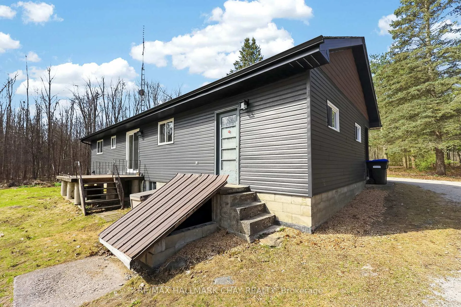 Photo 40 of 5709 Line 9 N, Oro-Medonte, Rural Oro-Medonte — HOMEH