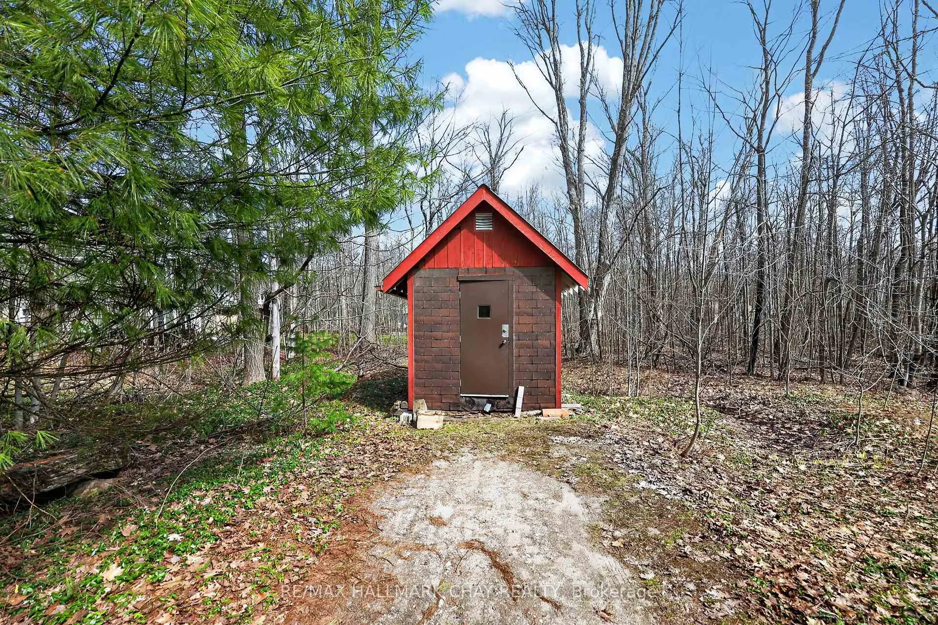 Photo 43 of 5709 Line 9 N, Oro-Medonte, Rural Oro-Medonte — HOMEH