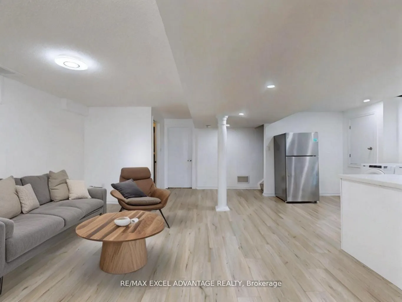 Photo 2 of Unit Lower, 1280 Bardeau Street, Innisfil, Lefroy — HOMEH