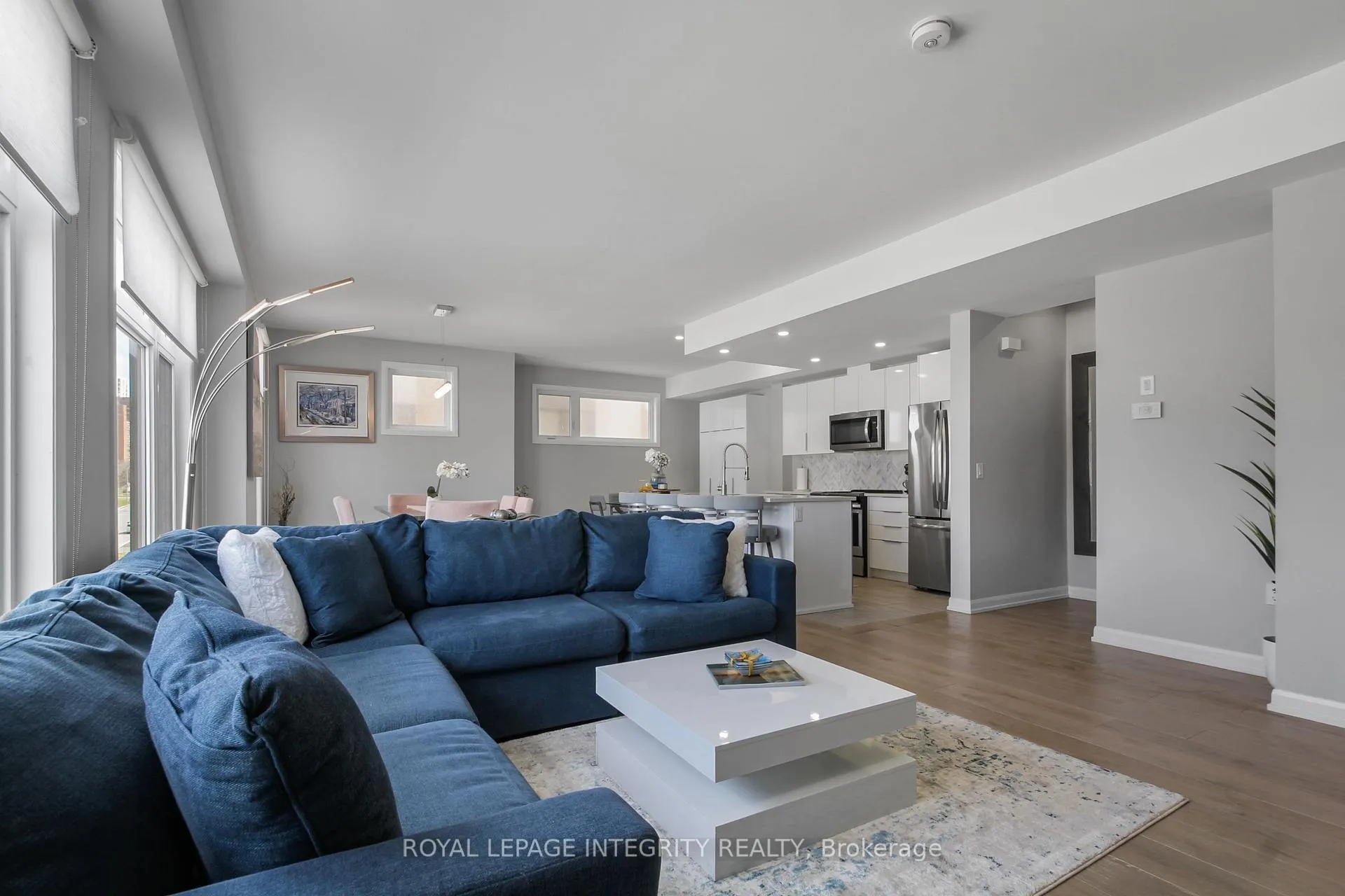 Photo 13 of 2722 Draper Avenue, Ottawa, Redwood Park — HOMEH