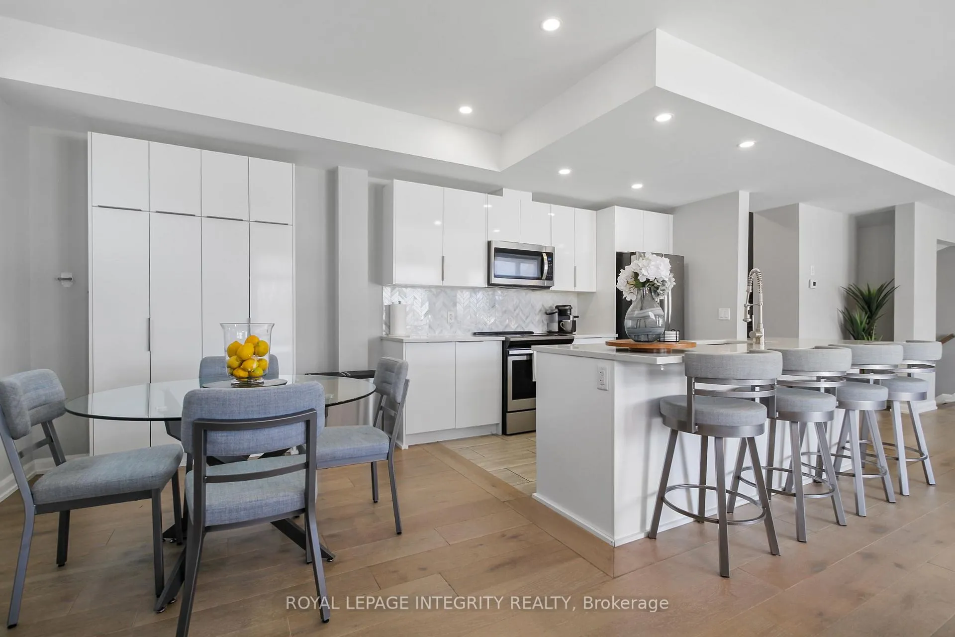 Photo 16 of 2722 Draper Avenue, Ottawa, Redwood Park — HOMEH