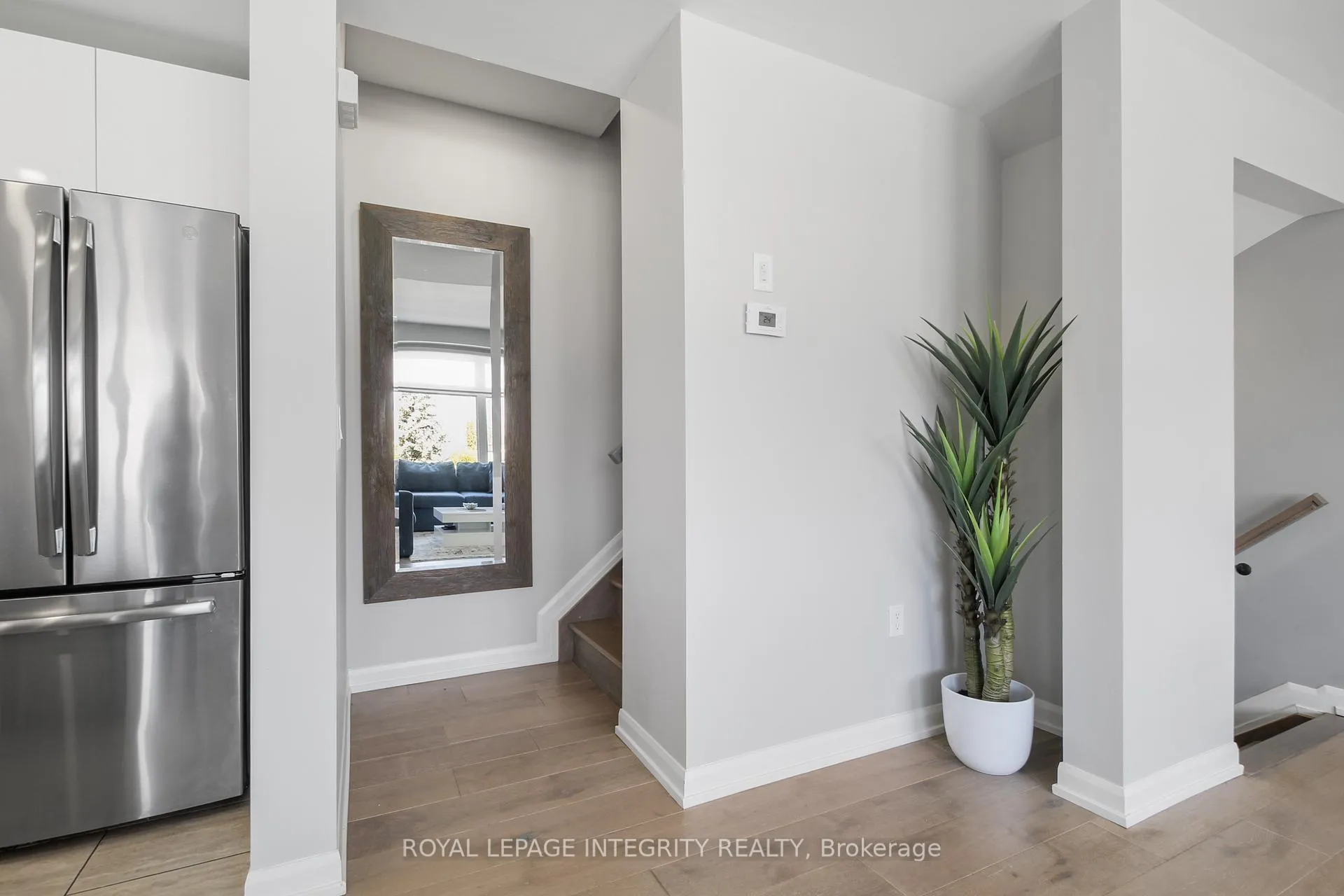 Photo 24 of 2722 Draper Avenue, Ottawa, Redwood Park — HOMEH