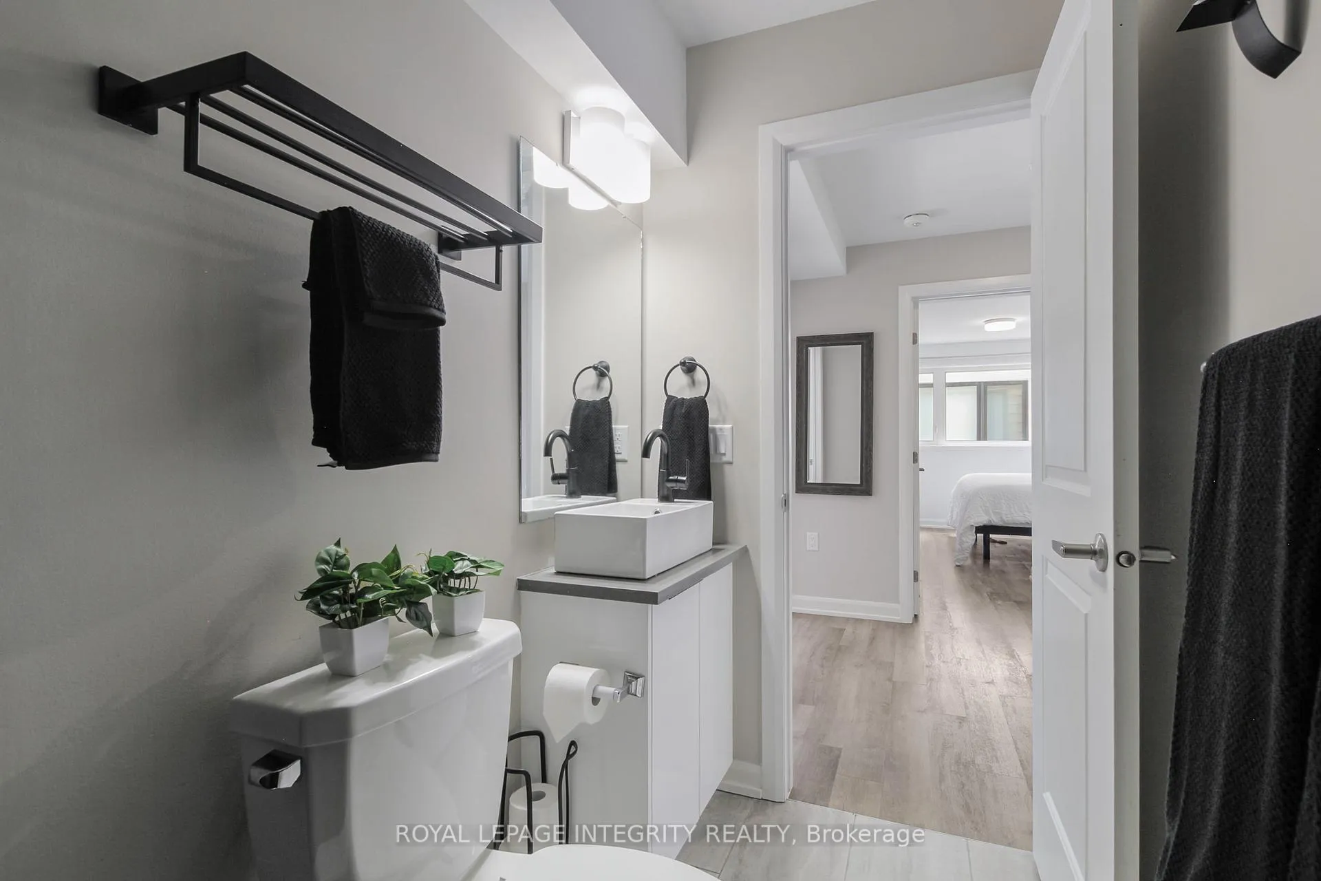 Photo 26 of 2722 Draper Avenue, Ottawa, Redwood Park — HOMEH