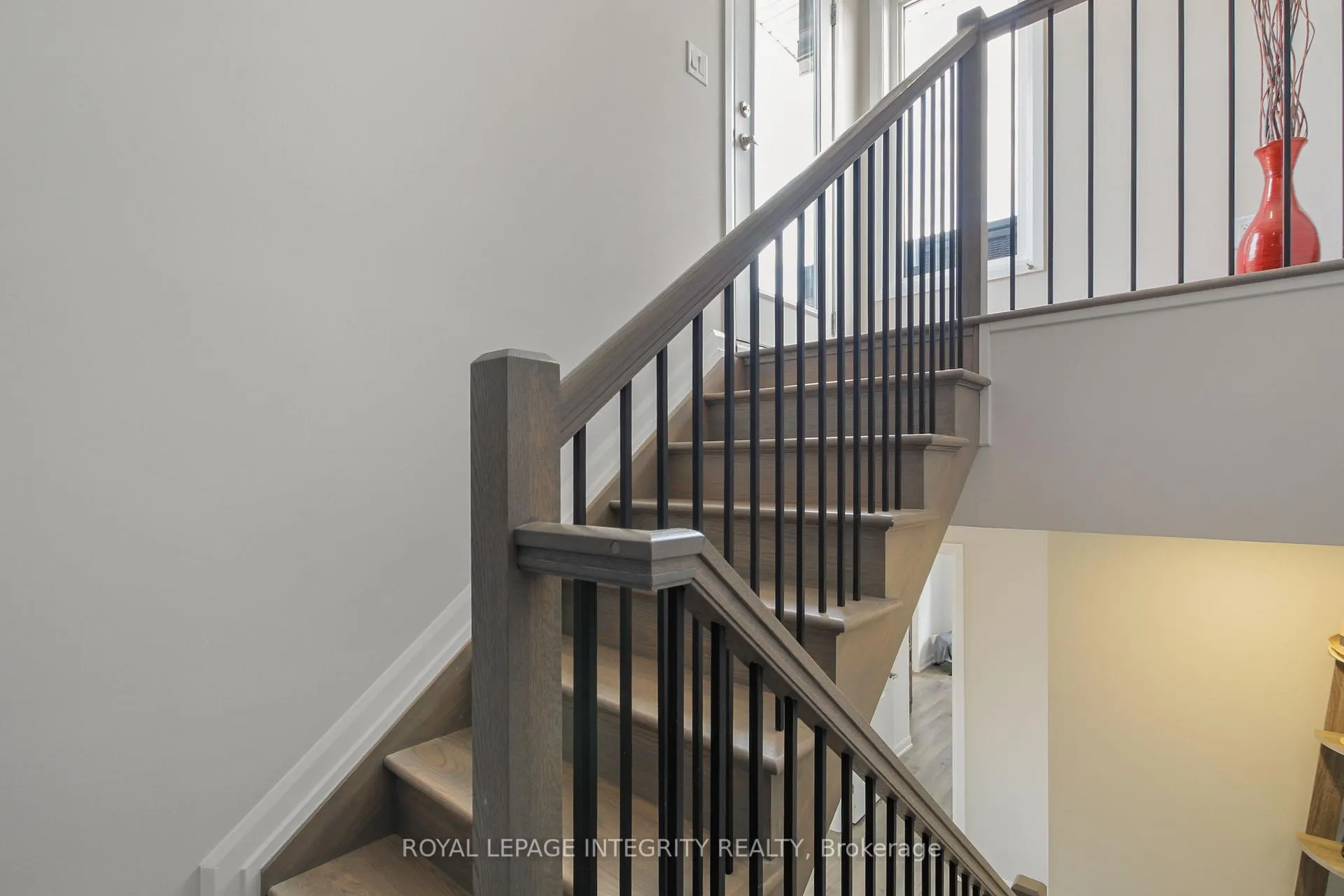 Photo 35 of 2722 Draper Avenue, Ottawa, Redwood Park — HOMEH