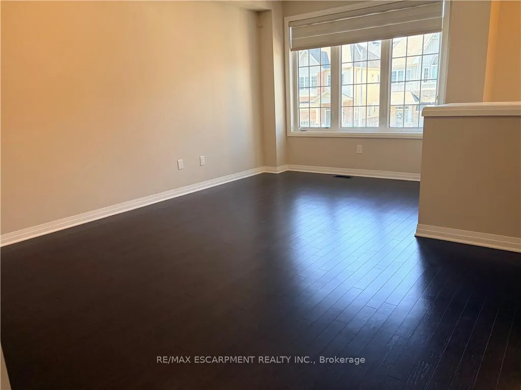 Photo 3 of 4089 Canby Street, Lincoln, Beamsville — HOMEH