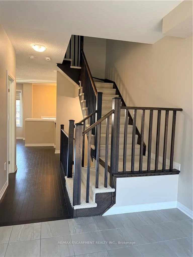Photo 7 of 4089 Canby Street, Lincoln, Beamsville — HOMEH