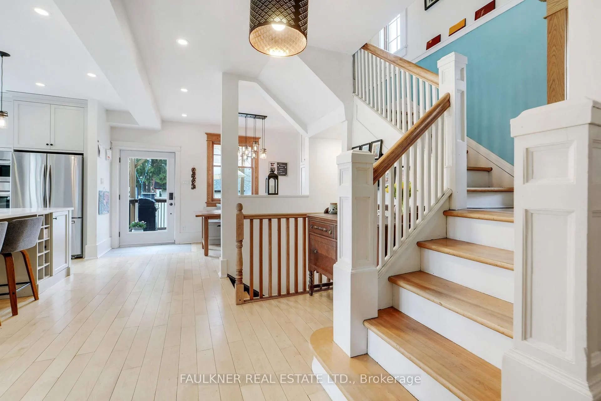Photo 4 of 203 Cameron Avenue, Ottawa, Old Ottawa South — HOMEH