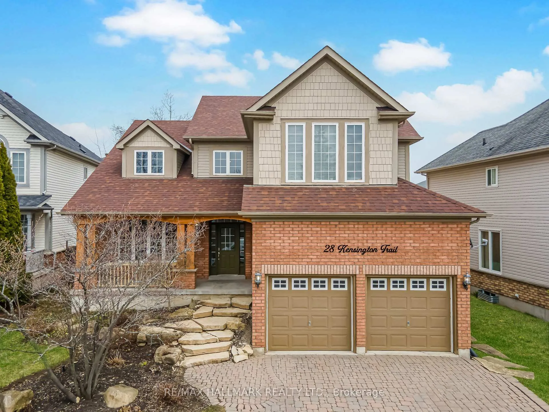 Front of 28 Kensington Trail