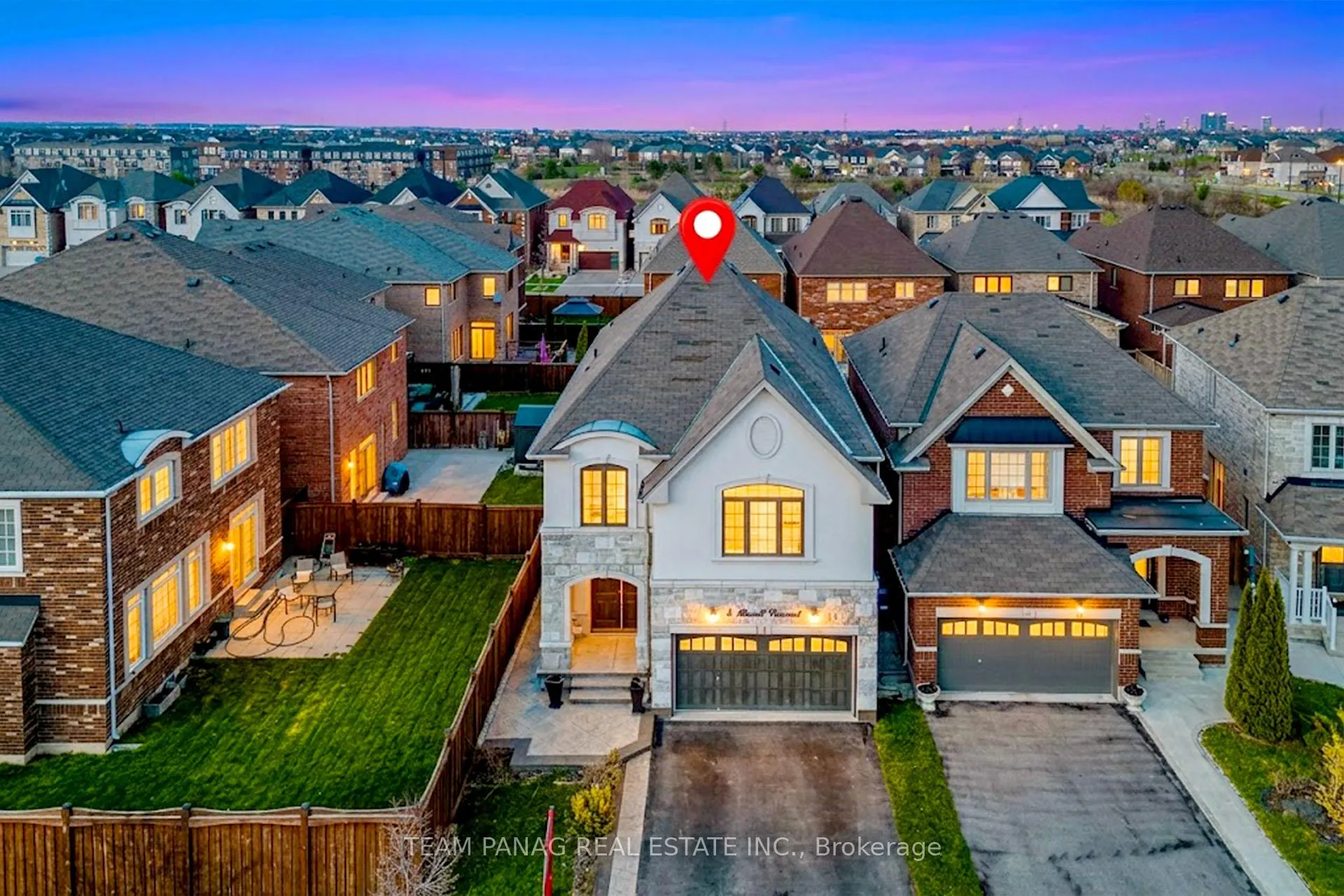 Photo 1 of 4 Bassett Crescent, Brampton, Credit Valley — HOMEH