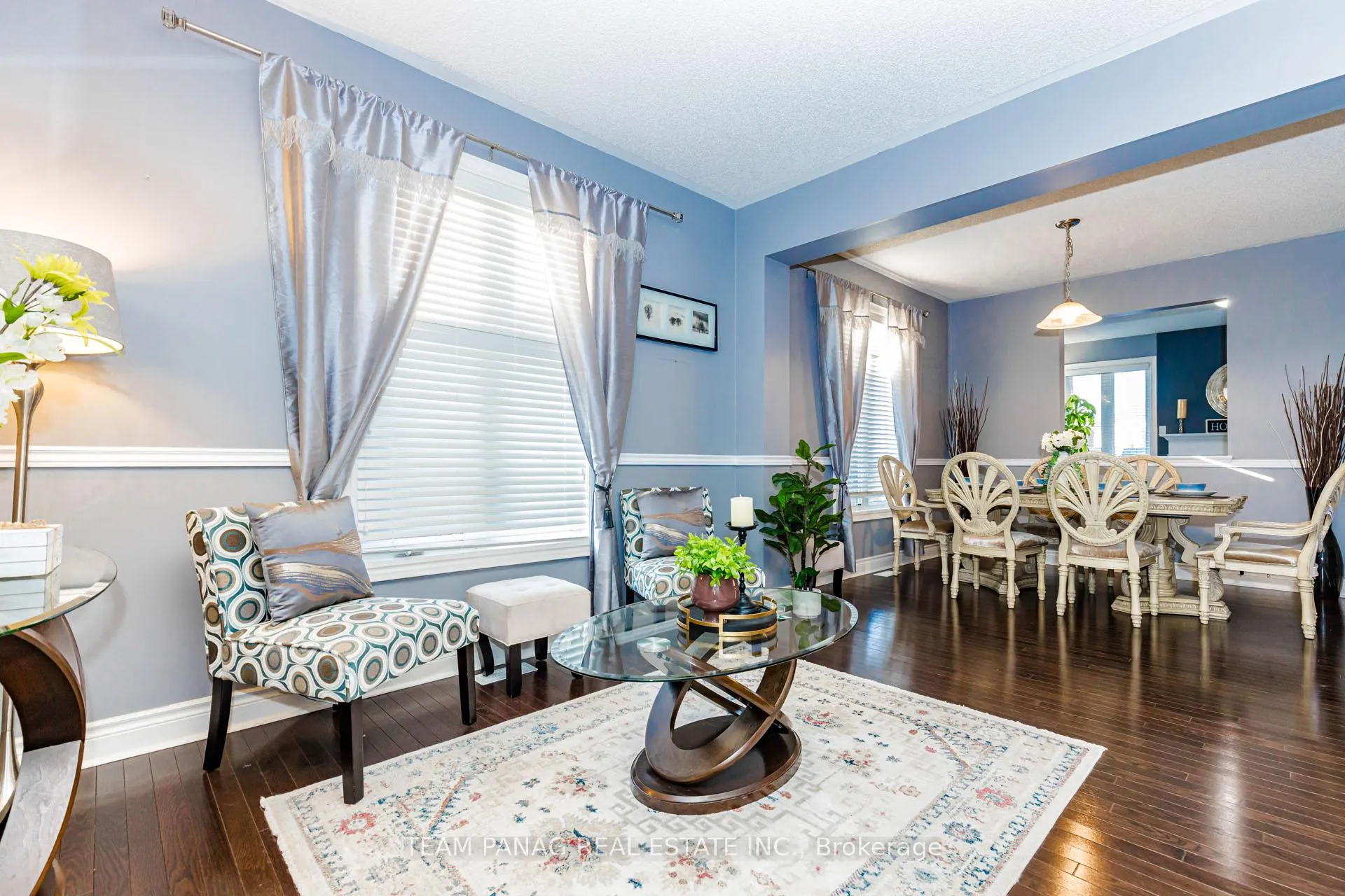 Photo 6 of 4 Bassett Crescent, Brampton, Credit Valley — HOMEH