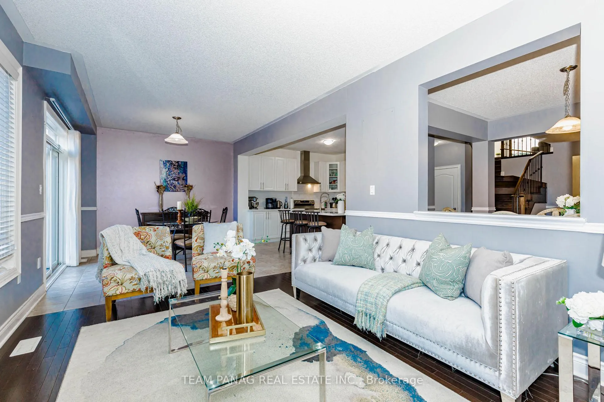 Photo 17 of 4 Bassett Crescent, Brampton, Credit Valley — HOMEH